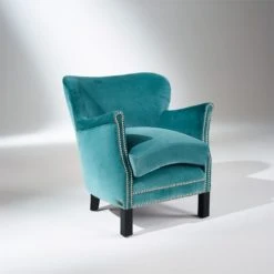Robin Des Bois Fauteuils Fauteuil Club En Velours Clouté Bleu Arctique -Chaise Soldes 2024 fauteuil club en velours cloute bleu arctique 2