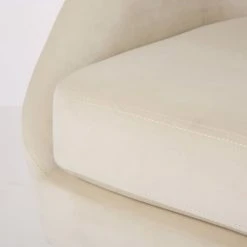 Maisons Du Monde Fauteuils Fauteuil En Velours Beige -Chaise Soldes 2024 fauteuil en velours beige 1000 13 0 185976 3