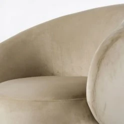 Maisons Du Monde Fauteuils Fauteuil En Velours Beige -Chaise Soldes 2024 fauteuil en velours beige 1000 2 32 209952 4