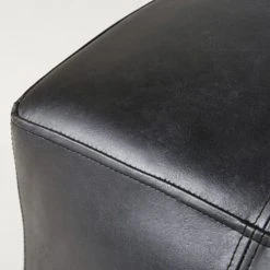 Maisons Du Monde Poufs Pouf En Cuir De Buffle Noir -Chaise Soldes 2024 pouf en cuir de buffle noir 1000 8 37 190646 3