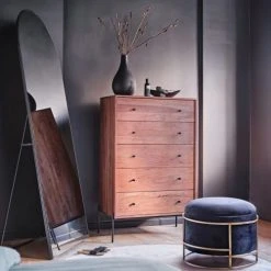 Maisons Du Monde Poufs Pouf En Velours Noir Et Métal Doré -Chaise Soldes 2024 pouf en velours noir et metal dore 1000 15 30 202570 7